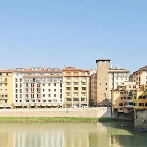 Ponte Vecchio Escape Apartment